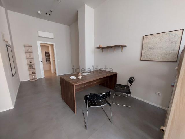 Ufficio in affitto di 35 m² in Via Monte Corno