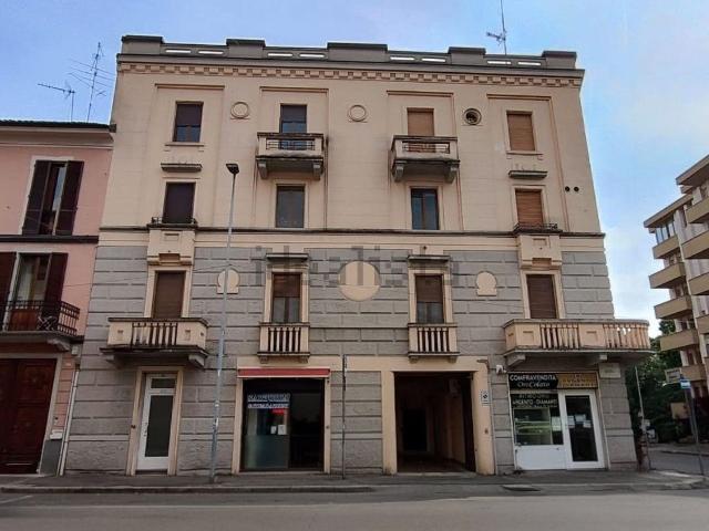 Ufficio in affitto di 36 m² in Viale Roma, 41