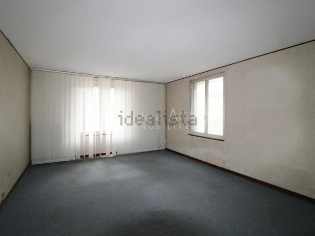 Ufficio in affitto di 37 m²