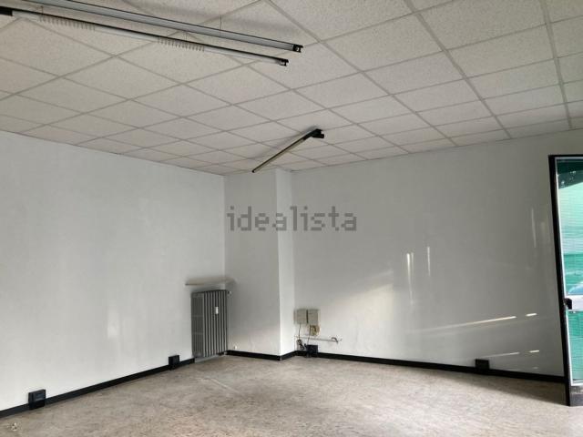 Ufficio in affitto di 38 m² in Via MONTEFIORINO
