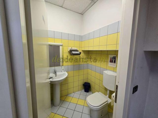Ufficio in affitto di 400 m²