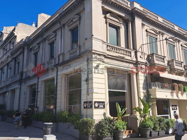 Ufficio in affitto di 400 m² in Corso Giuseppe Garibaldi, 368