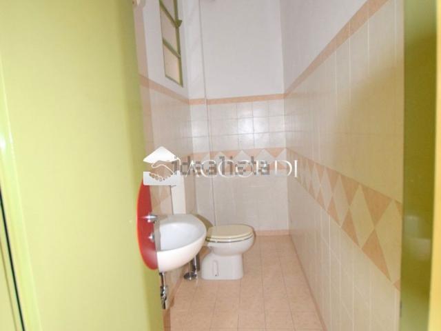 Ufficio in affitto di 400 m² in Corso Mazzini Giuseppe