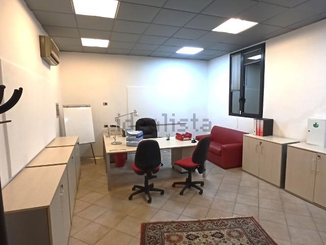 Ufficio in affitto di 40 m² in Via di Mezzo a Vergaio