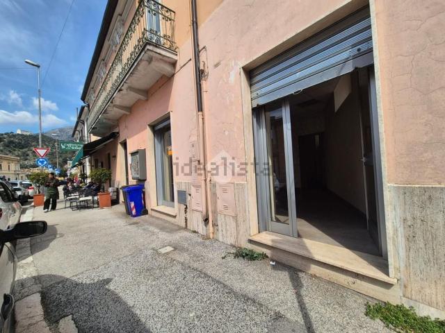 Ufficio in affitto di 40 m² in Via Marsicana, 2