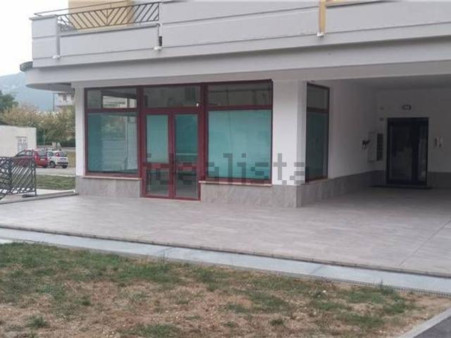 Ufficio in affitto di 40 m² in Via Vittorio Bachelet, 19