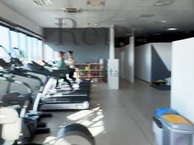 Ufficio in affitto di 415 m² in Via Volpago Sud