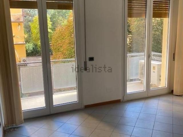 Ufficio in affitto di 410 m² in Via de&apos  Carracci