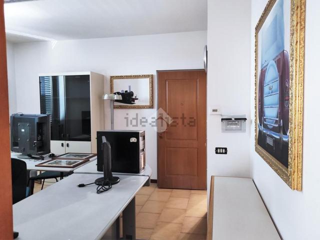 Ufficio in affitto di 42 m² in Via Giuseppe Garibaldi
