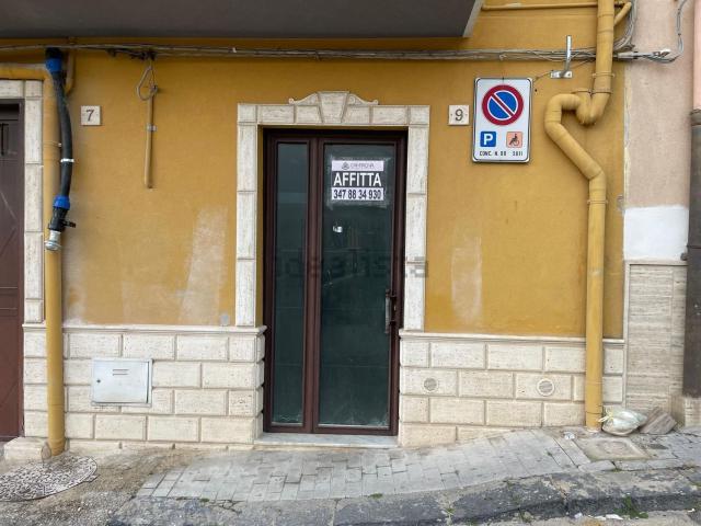 Ufficio in affitto di 42 m² in Via Medaglia D&apos oro Portalone, 5