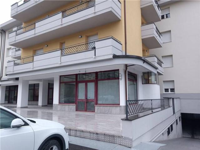 Ufficio in affitto di 42 m² in Via Vittorio Bachelet, 15