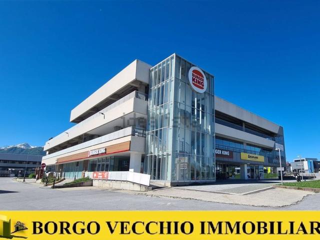 Ufficio in affitto di 436 m² in Via Cuneo, 74