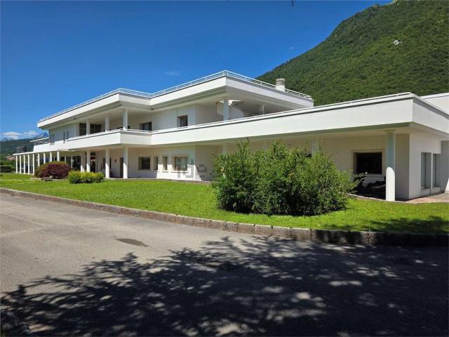 Ufficio in affitto di 430 m²
