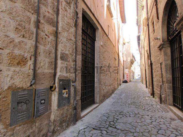 Ufficio in affitto di 44 m² in Via delle Canterine, 21