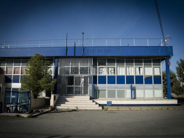 Ufficio in affitto di 451 m² in Via delle Industrie