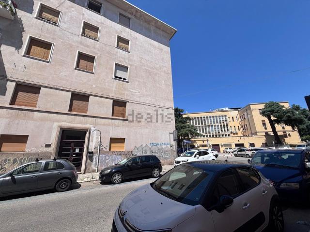 Ufficio in affitto di 45 m² in Via Guglielmo Tocci, 1