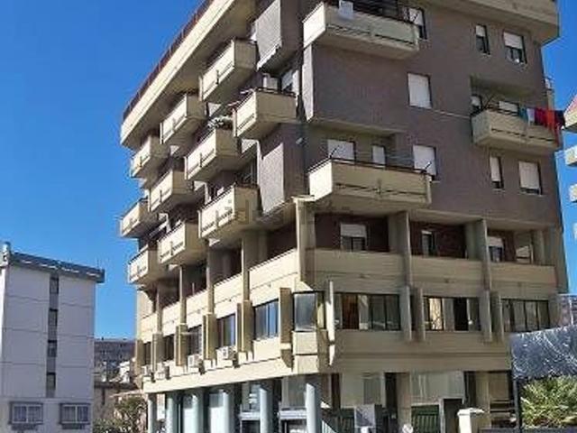 Ufficio in affitto di 45 m² in Via Piave, 20