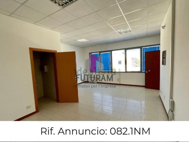 Ufficio in affitto di 45 m² in Via Roma, 1