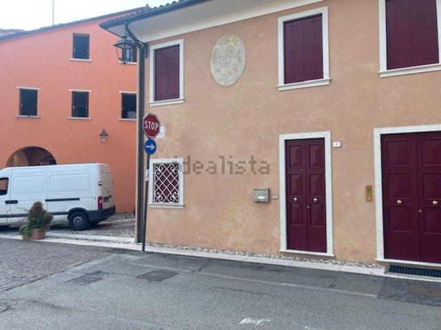 Ufficio in affitto di 46 m² in Via Vajenti