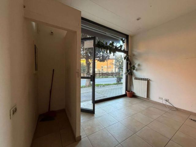 Ufficio in affitto di 47 m² in Via di Borgaccio, 18