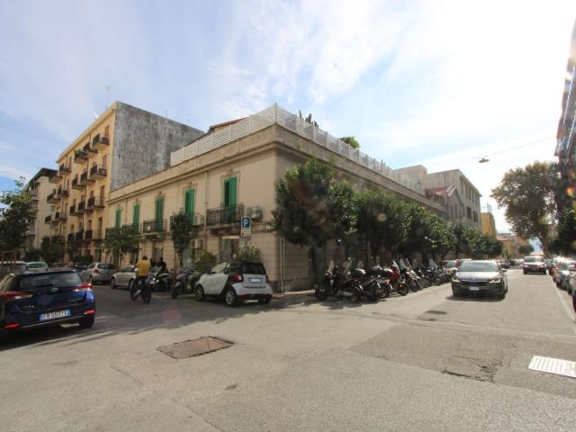 Ufficio in affitto di 47 m² in Via Nino Bixio, 38