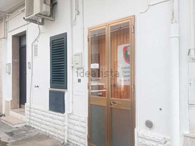 Ufficio in affitto di 47 m² in Via Zara