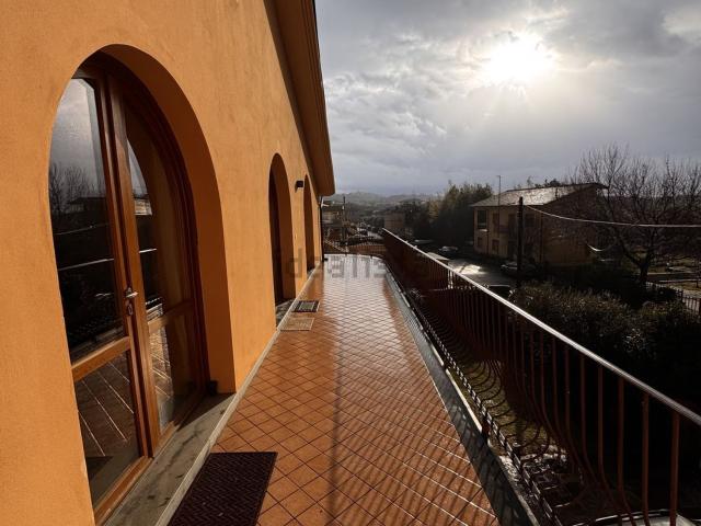 Ufficio in affitto di 50 m² in Via empolese