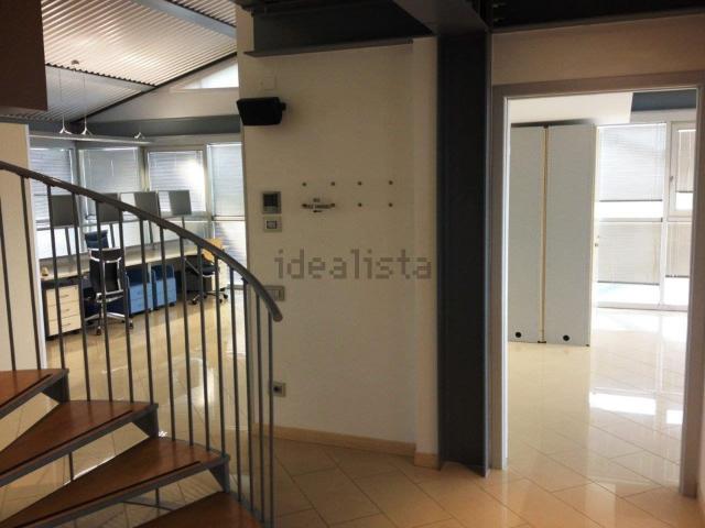 Ufficio in affitto di 50 m² in Via Nazionale, 171