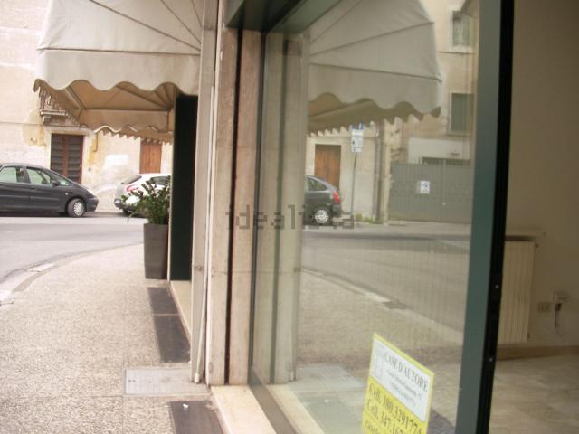 Ufficio in affitto di 50 m² in Via Pier Fortunato Calvi, 124