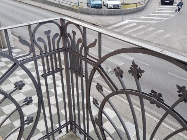 Ufficio in affitto di 50 m² in Via Roma