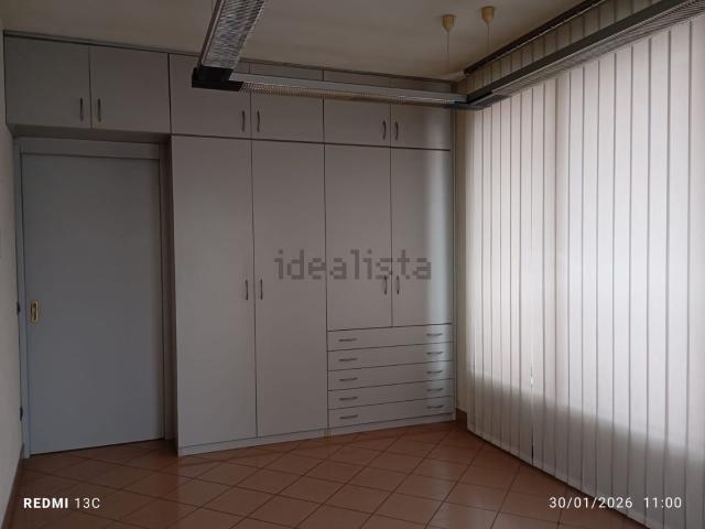 Ufficio in affitto di 50 m² in Via Tripoli, 16