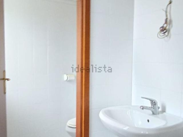 Ufficio in affitto di 50 m² in Via Ugo Foscolo
