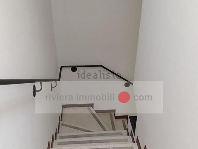 Ufficio in affitto di 50 m² in Via Ugo Foscolo