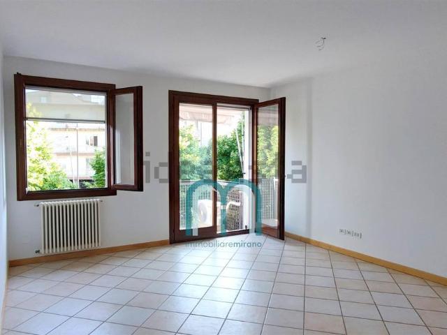 Ufficio in affitto di 52 m² in Via della Vittoria, 61