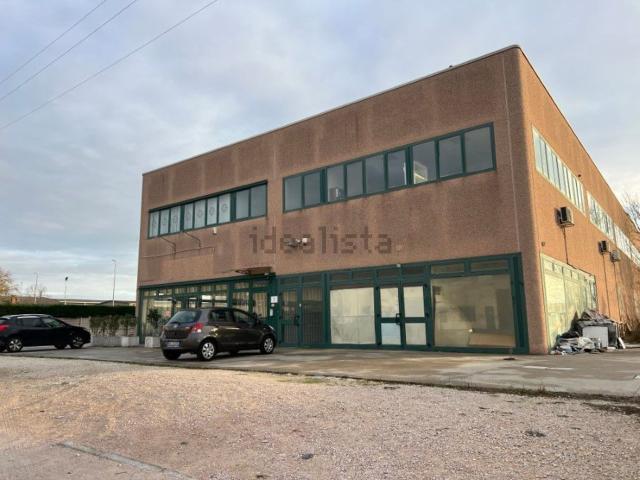 Ufficio in affitto di 53 m² in Via della Tecnica, 7