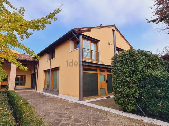 Ufficio in affitto di 54 m² in Via della Vittoria, 23