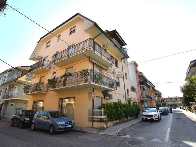 Ufficio in affitto di 54 m² in Via Luigi Rizzo, 8