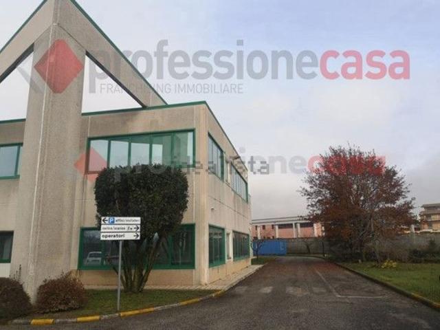 Ufficio in affitto di 550 m² in Strada Asi, 1