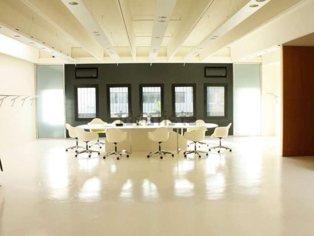 Ufficio in affitto di 550 m² in Via Oreficeria, 16
