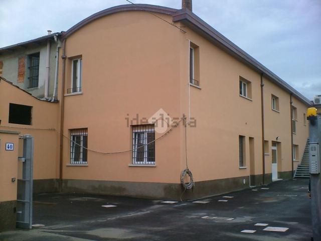 Ufficio in affitto di 55 m² in Via del Milliario, 40