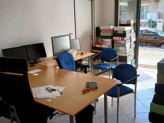 Ufficio in affitto di 55 m² in Via portofino