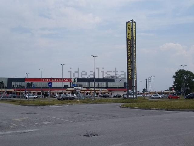 Ufficio in affitto di 55 m² in Via Pier Paolo Pasolini