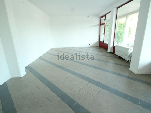 Ufficio in affitto di 57 m²