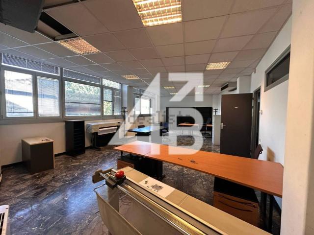 Ufficio in affitto di 57 m² in Via Karl Ludwig Von Bruck