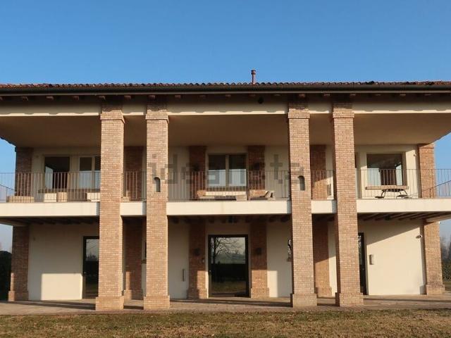 Ufficio in affitto di 580 m² in Via Sammarina