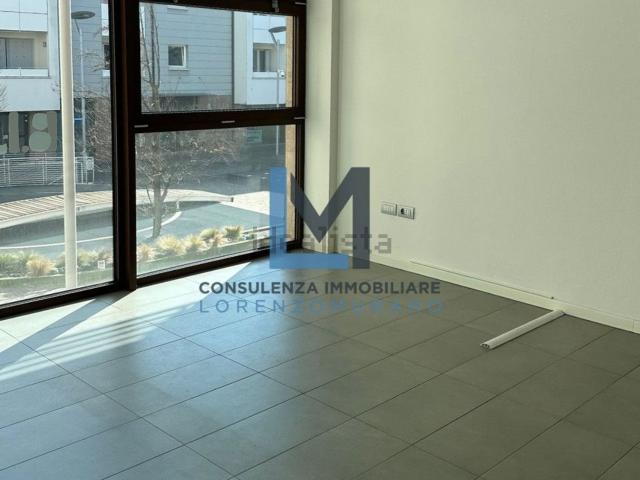Ufficio in affitto di 59 m²