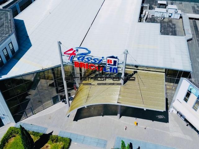 Ufficio in affitto di 600 m² in Via Quattro Passi, 50