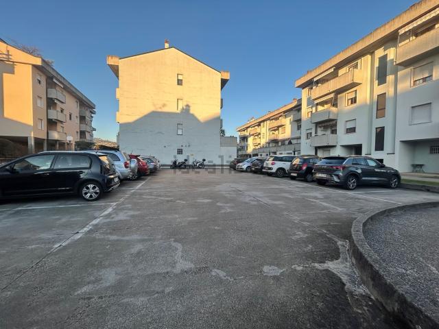 Ufficio in affitto di 60 m² in Via Agno, 2