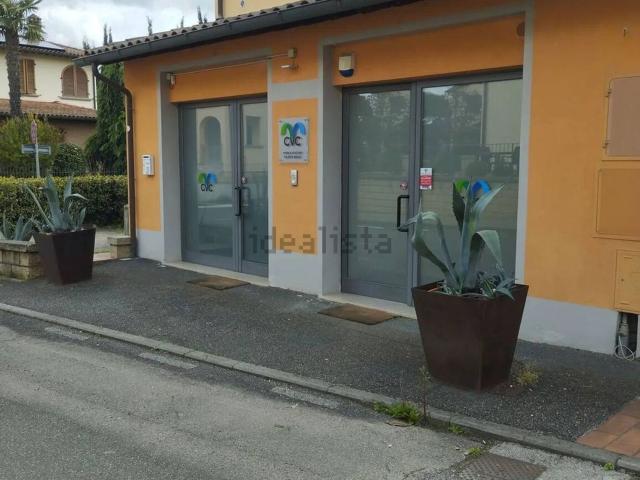 Ufficio in affitto di 60 m² in Via Giacomo Leopardi