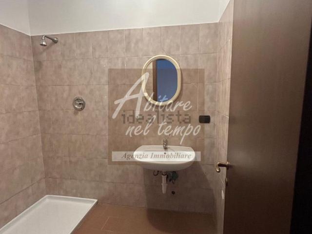 Ufficio in affitto di 60 m² in Via Giovanni XXIII&apos